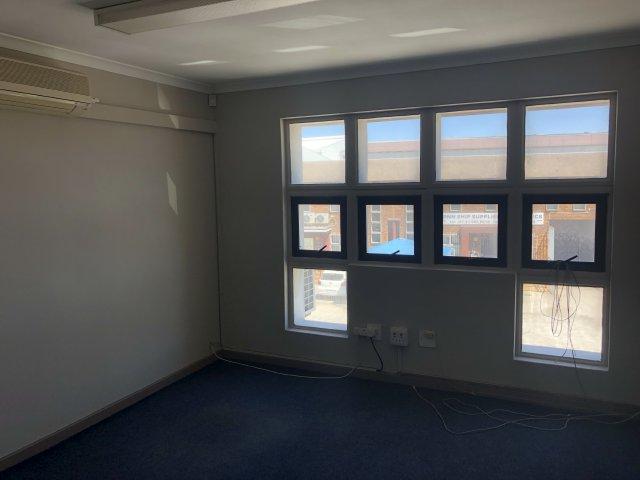 To Let commercial Property for Rent in Montague Gardens Western Cape